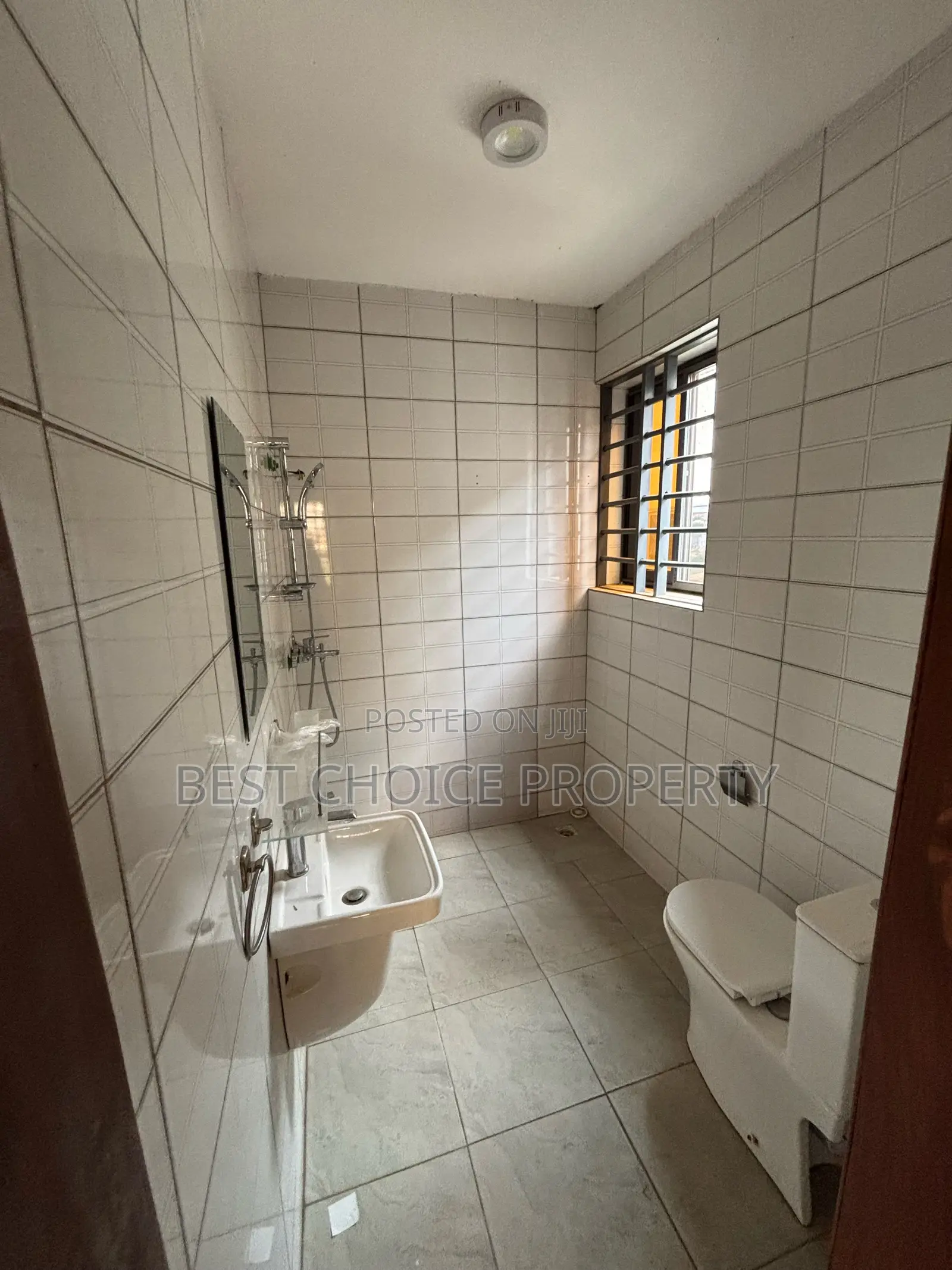 Ex-Two Bedroom Apartment for Rent at Adenta New Legon