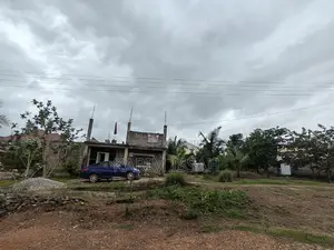 6bdrm House in Kwabre for sale