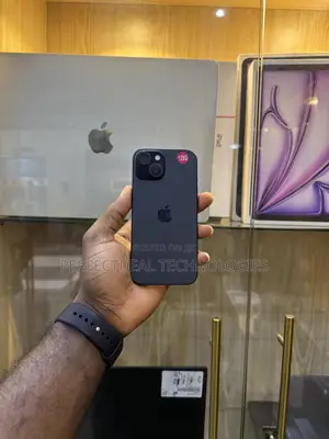 New Apple iPhone 15 128 GB Black