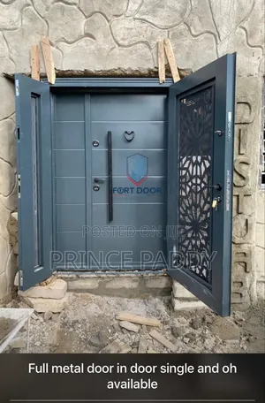 Door in Door Full Metal Is Available