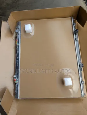 Honda Pilot 2007,2008,2009,2010,2011,2012,2013 Radiator / Water Tank