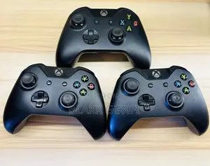 Xbox One Controllers