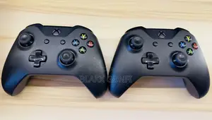 Xbox One S Controllers