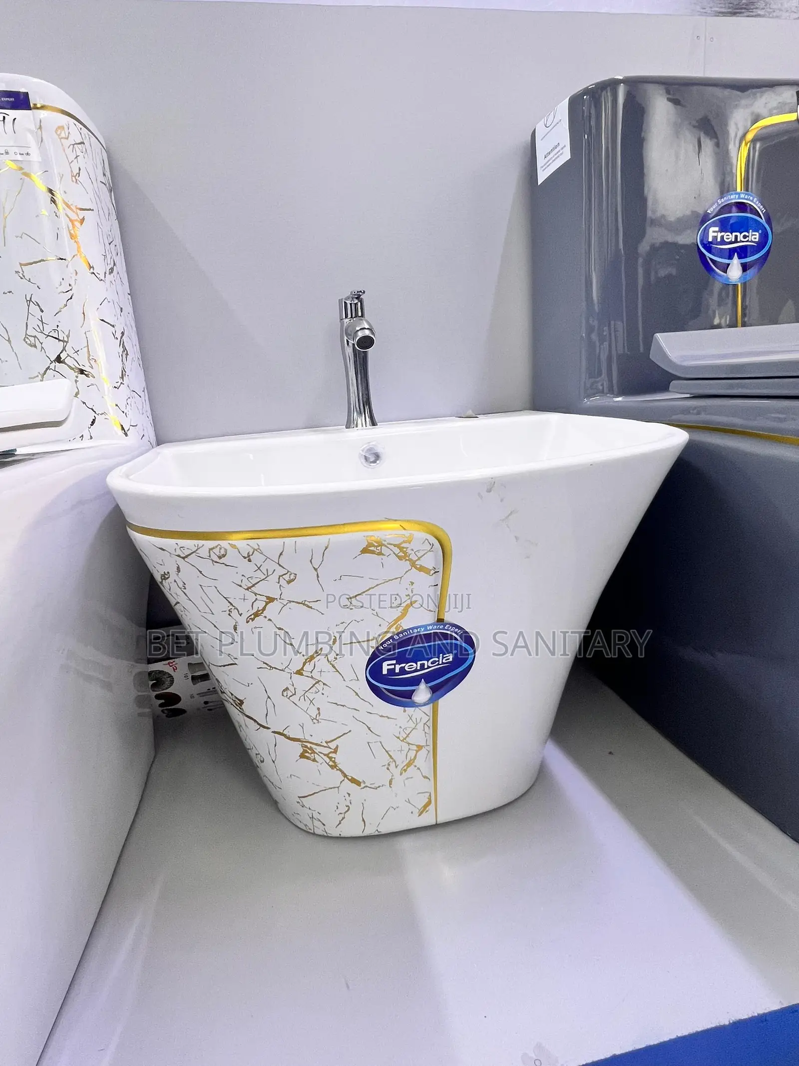 Gold and White Water Closet(Wc) Combine Hanging Hand_wash_basin