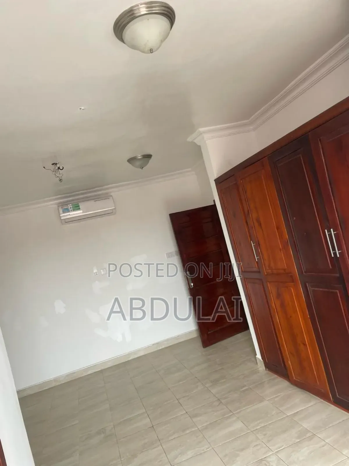 3bdrm Apartment in Abu Abdulai, Parakuo Estate for rent