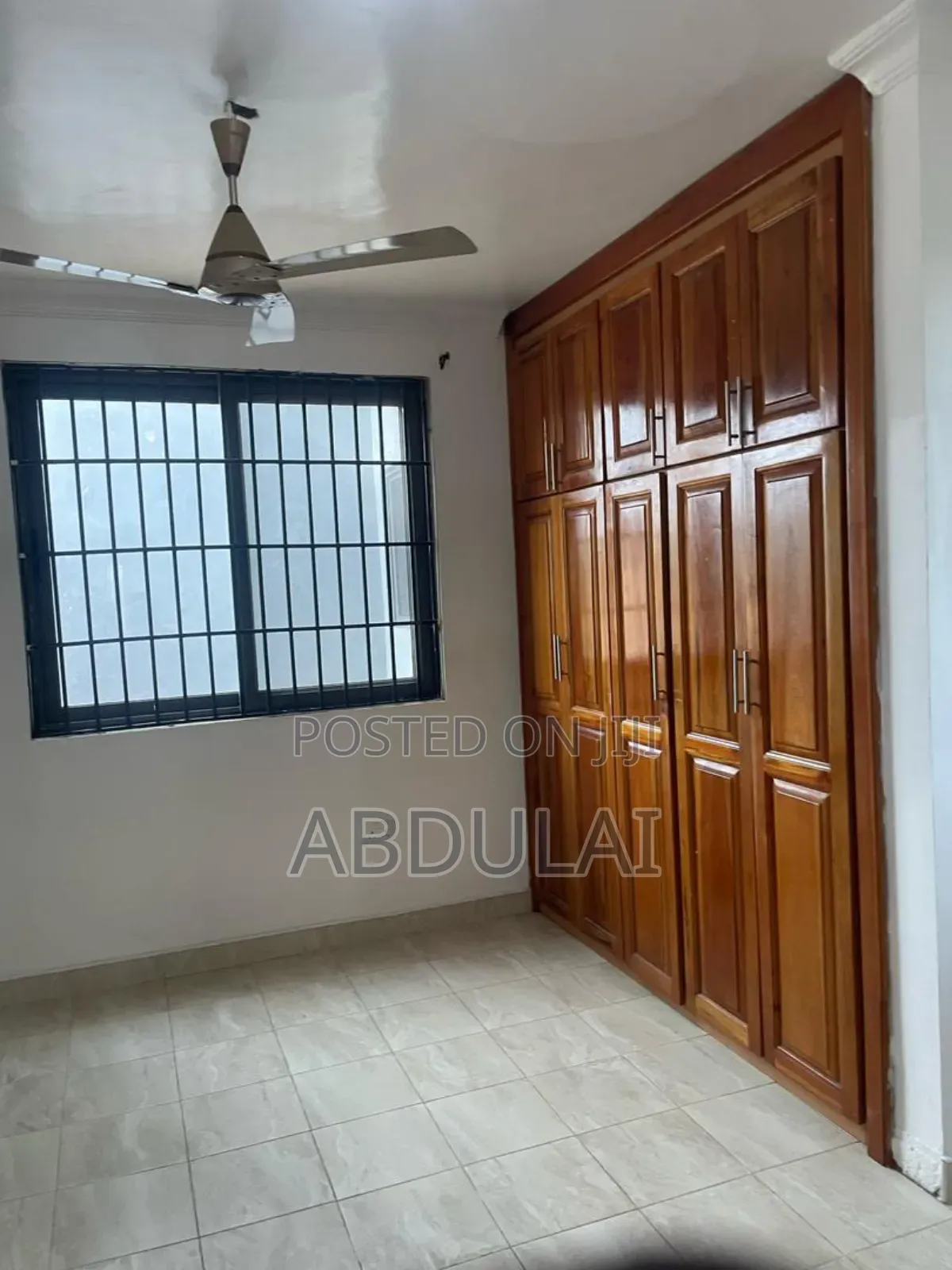 3bdrm Apartment in Abu Abdulai, Parakuo Estate for rent