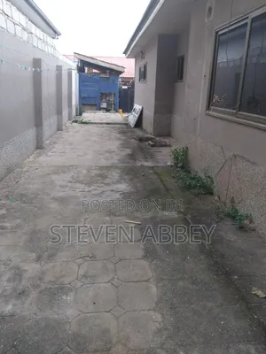 4bdrm House in Adom Agency, Spintex for rent