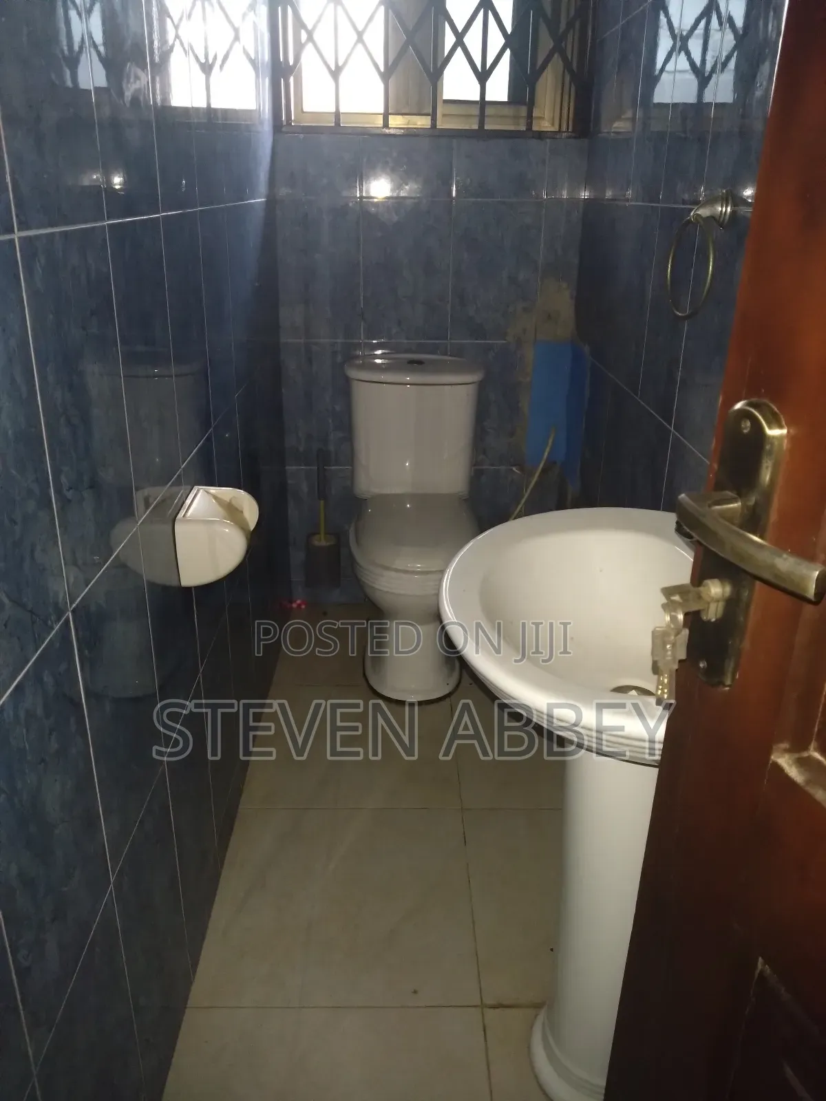 4bdrm House in Adom Agency, Spintex for rent