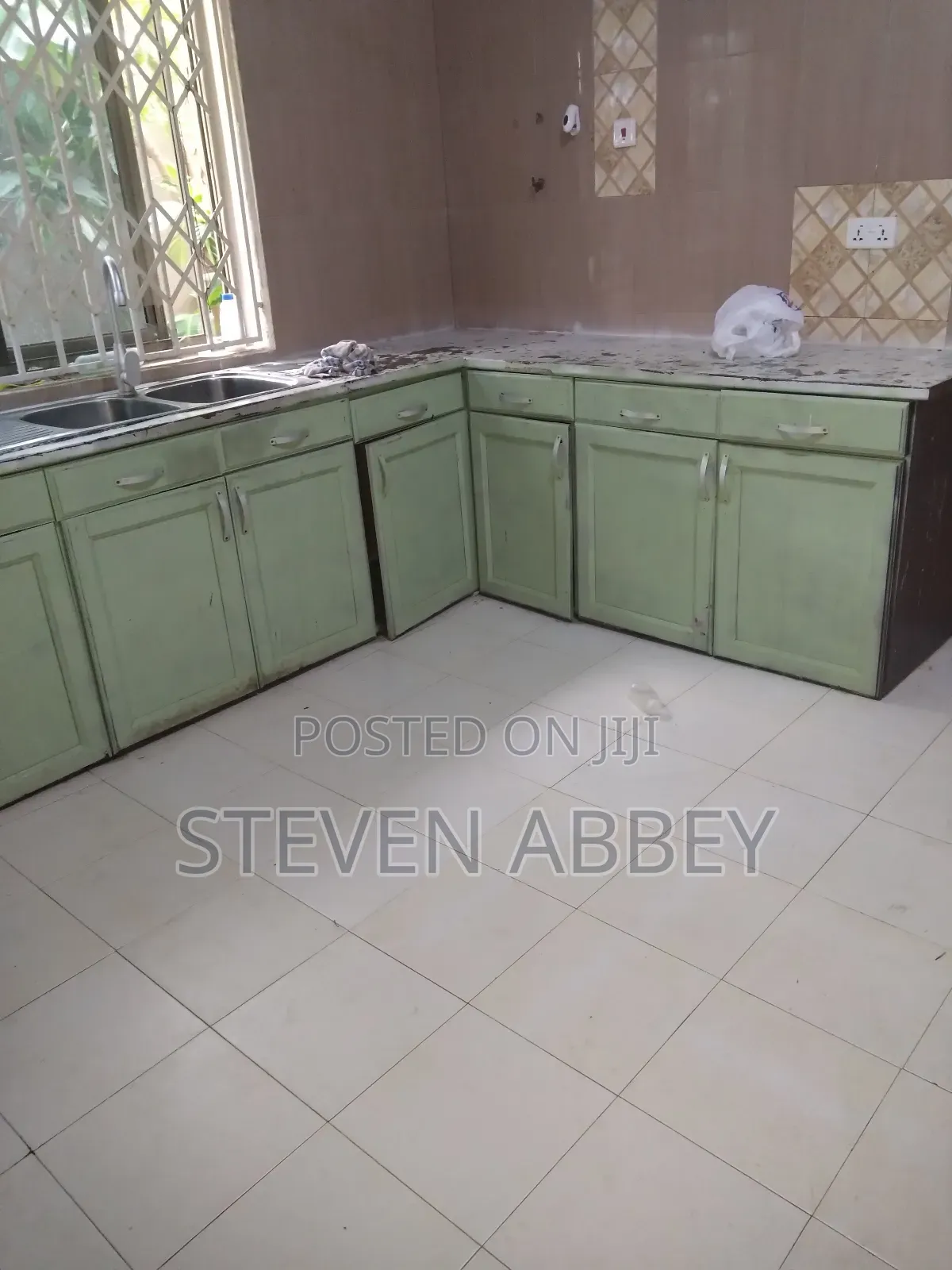 4bdrm House in Adom Agency, Spintex for rent