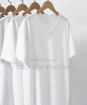 Quality Plain White v-Neck From Usa  Gildan White