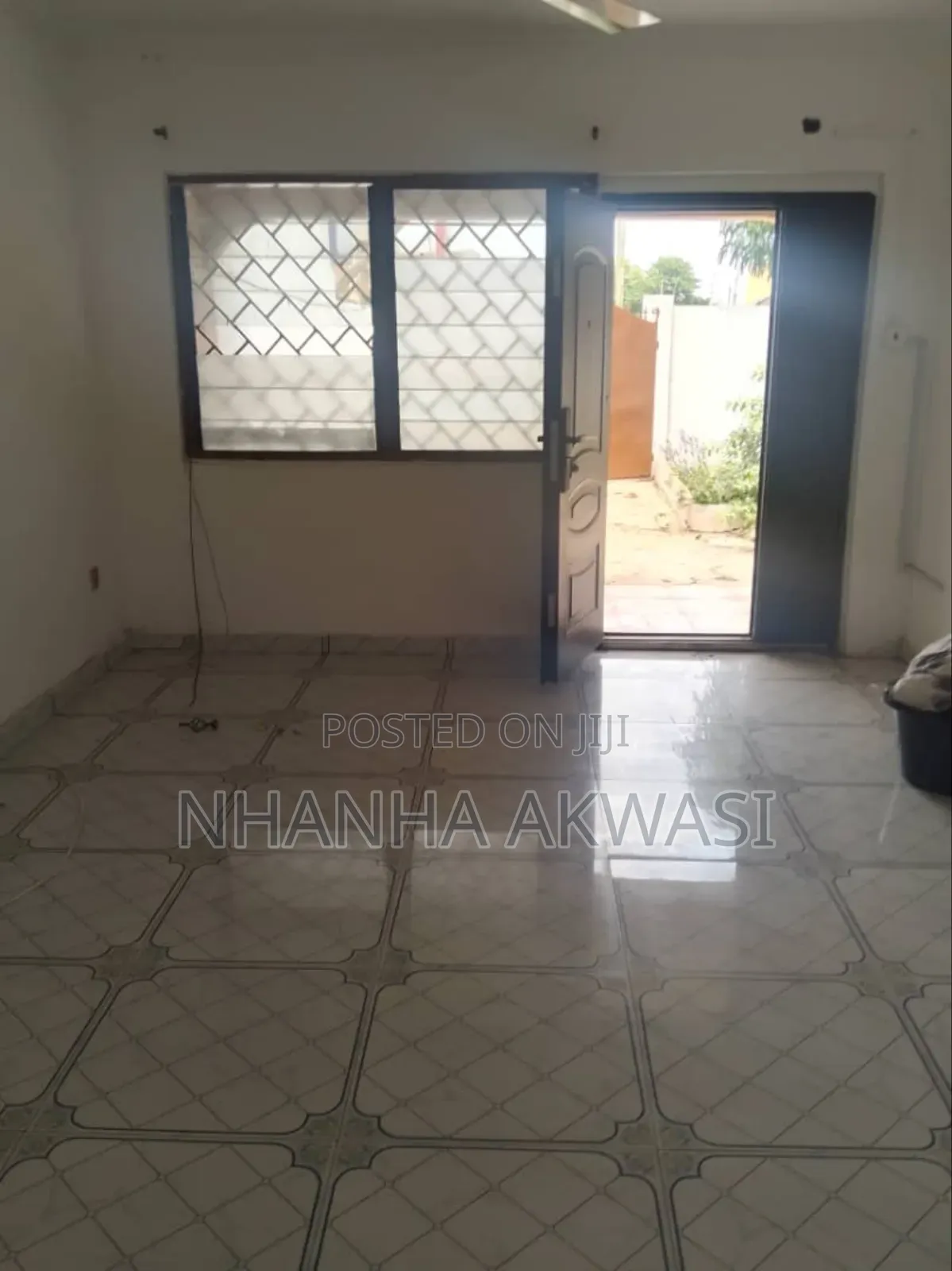 3bdrm House in Sakumono, Tema Metropolitan for rent