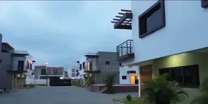 4bdrm Duplex in Ability Down for rent