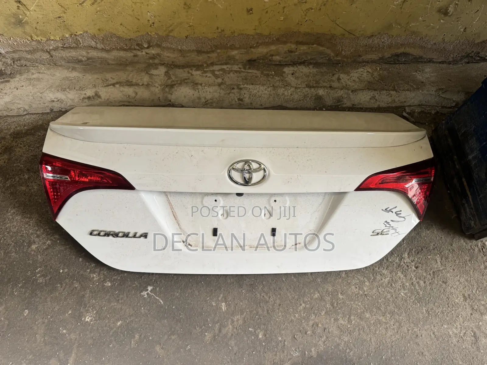 2014-2019 Toyota Corolla Sedan Rear Trunk