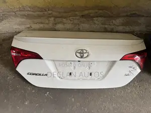 2014-2019 Toyota Corolla Sedan Rear Trunk