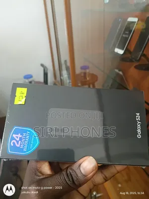 New Samsung Galaxy S24 128 GB Black