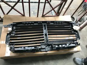 Ford F-150 2018 Shutter Grille With Motor