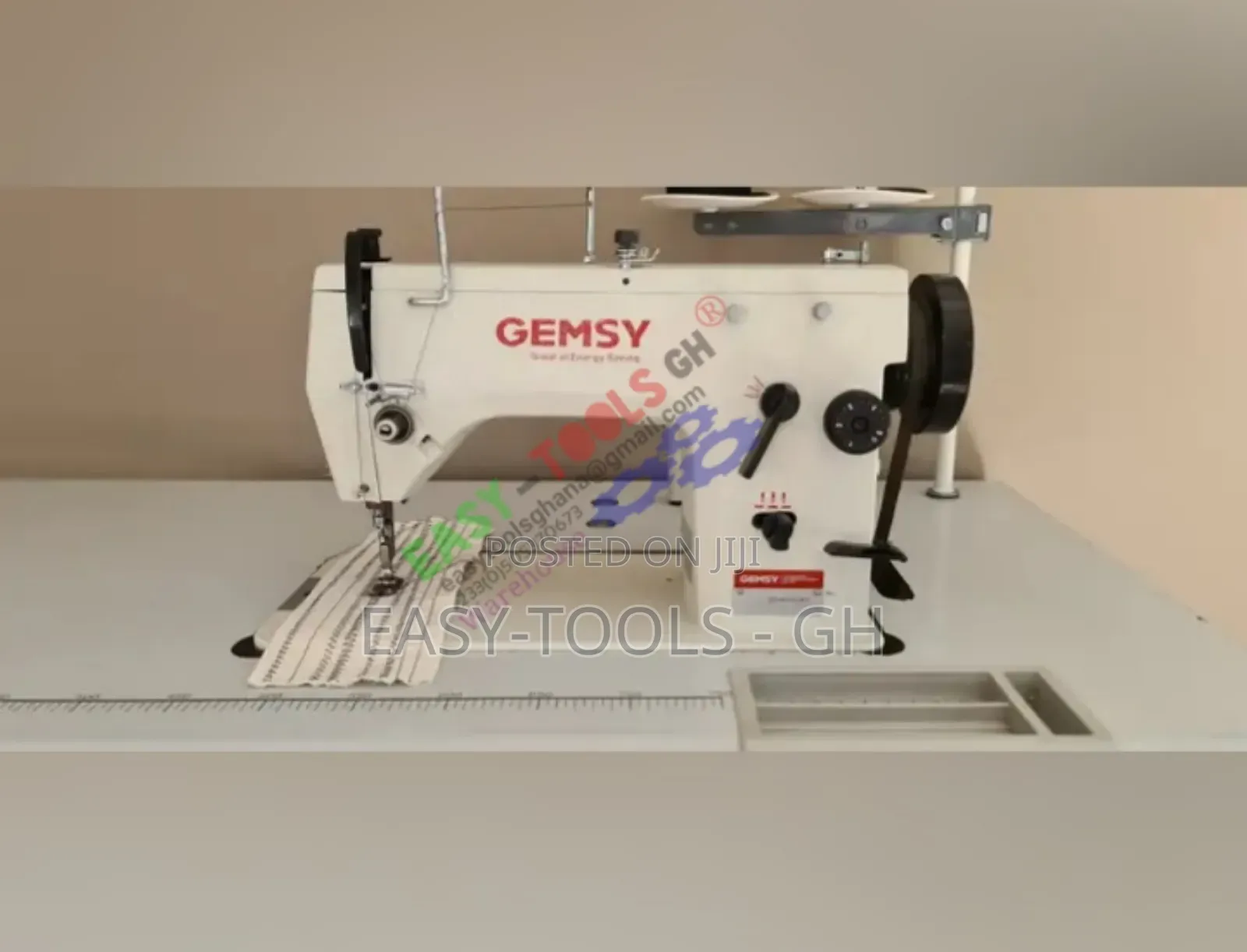 Gemsy Industrial Embroidery Zigzag Machine