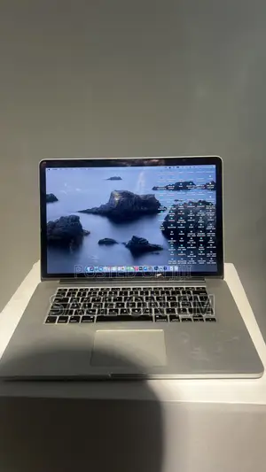 Laptop Apple MacBook Pro 2015 16GB Intel Core I7 HDD 1T