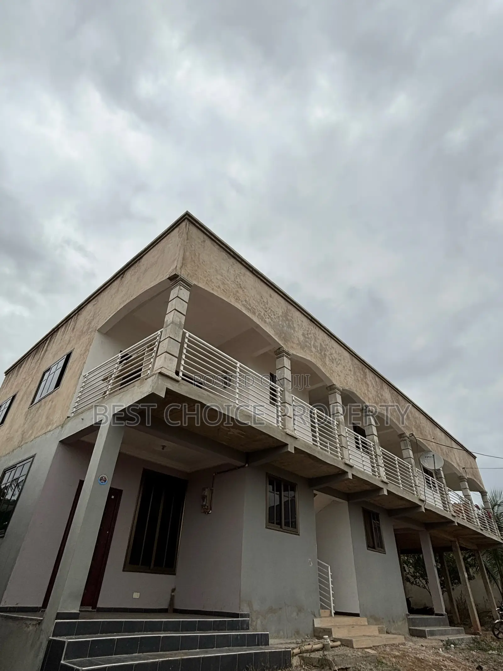 Chamber and Hall Sc Adenta Foster Home
