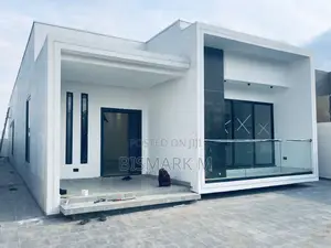 3bdrm House in Ashaley Botwe for sale