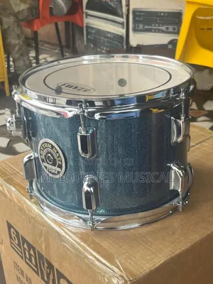 Tama Rhythm Mate 5-Piece Professional Drumset