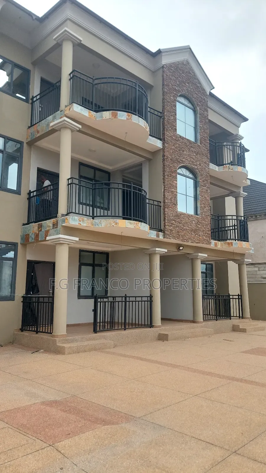 2bdrm Apartment in Kg Franco Properties, Sakumono for rent