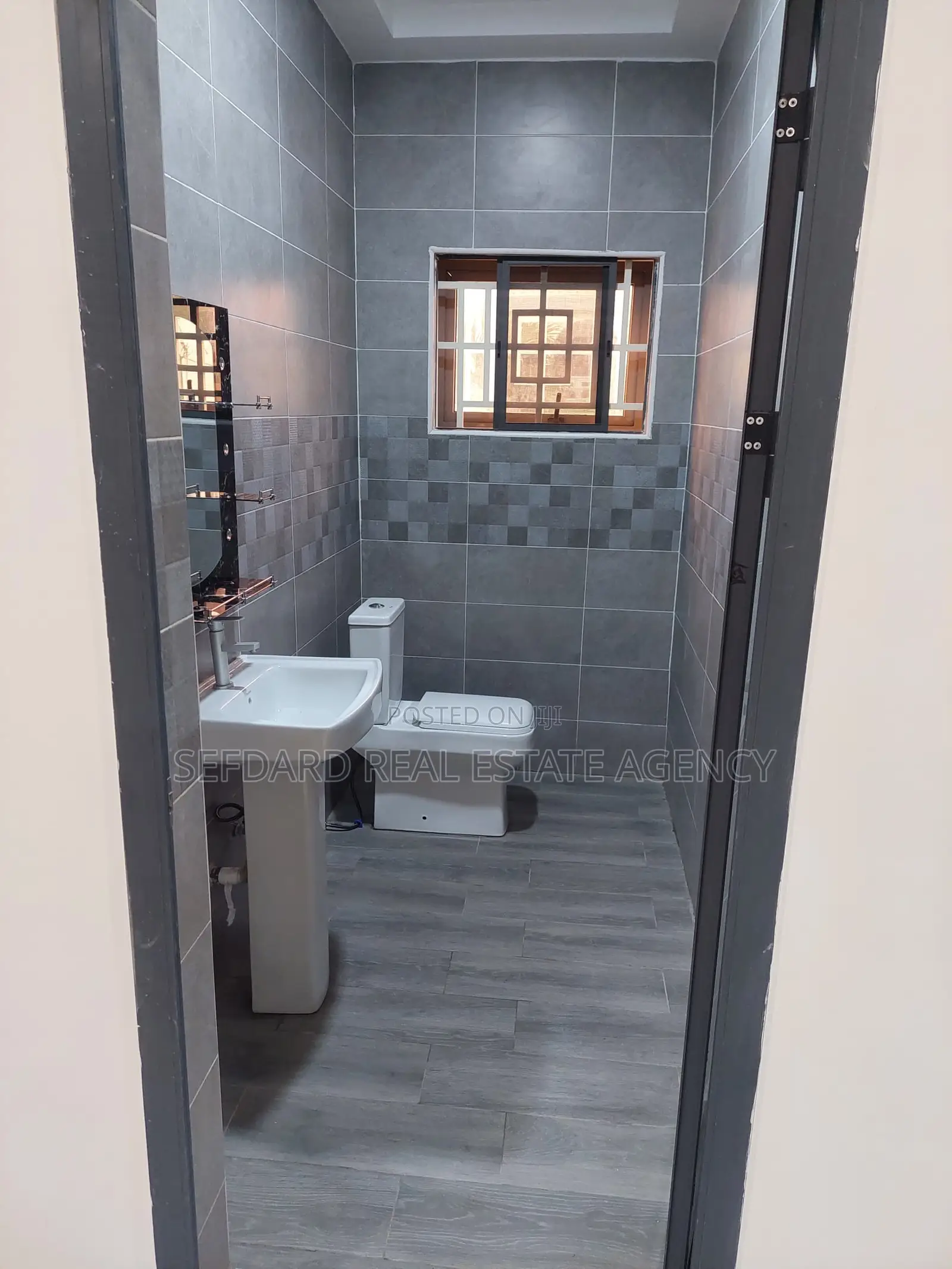 4bdrm House in Haatso for sale
