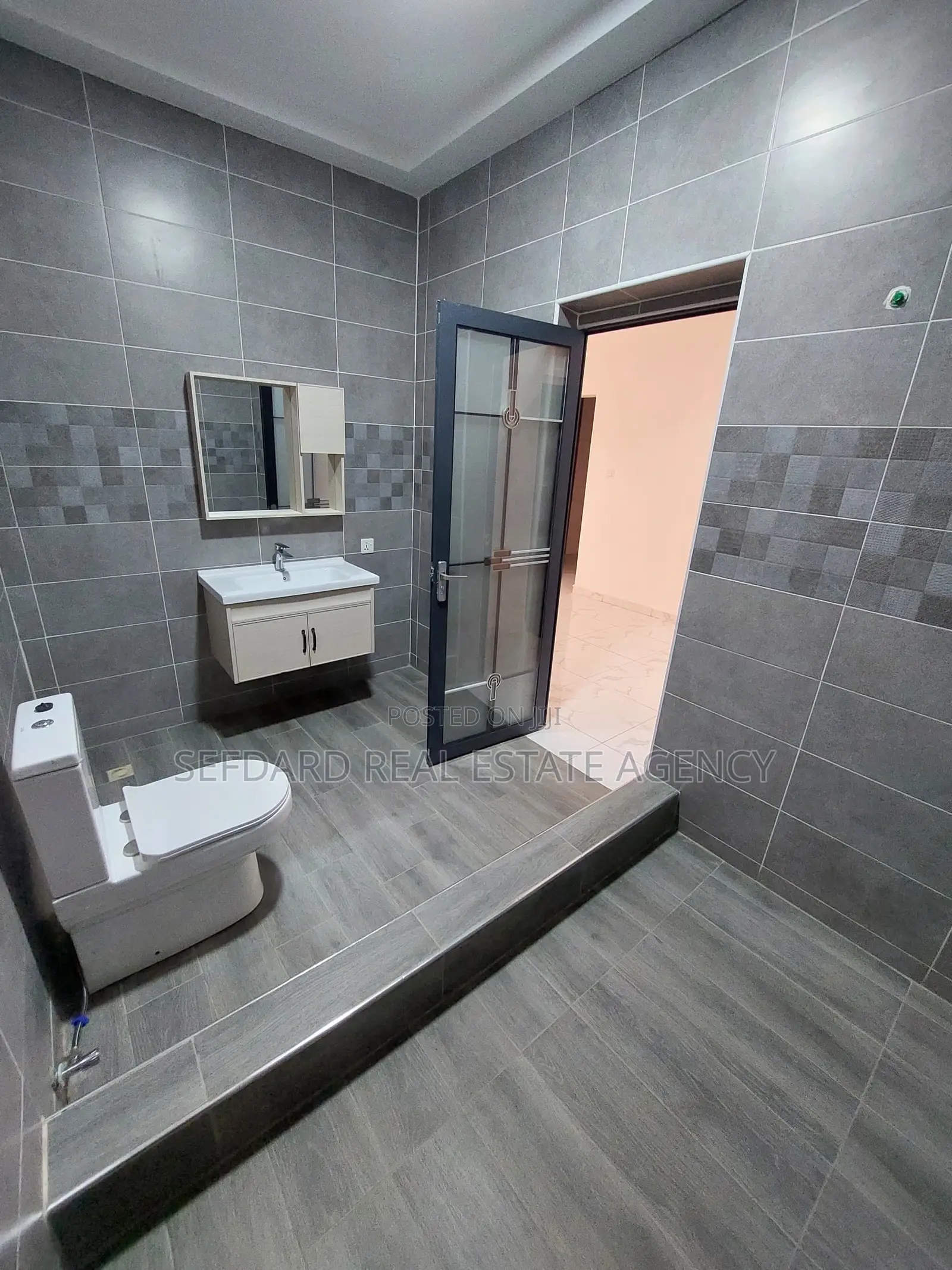 4bdrm House in Haatso for sale