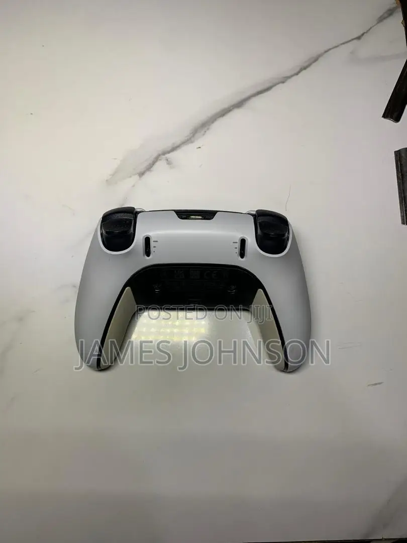 Dual Sense Edge Pro Controller