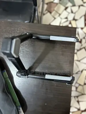 Easy Guitar Stand