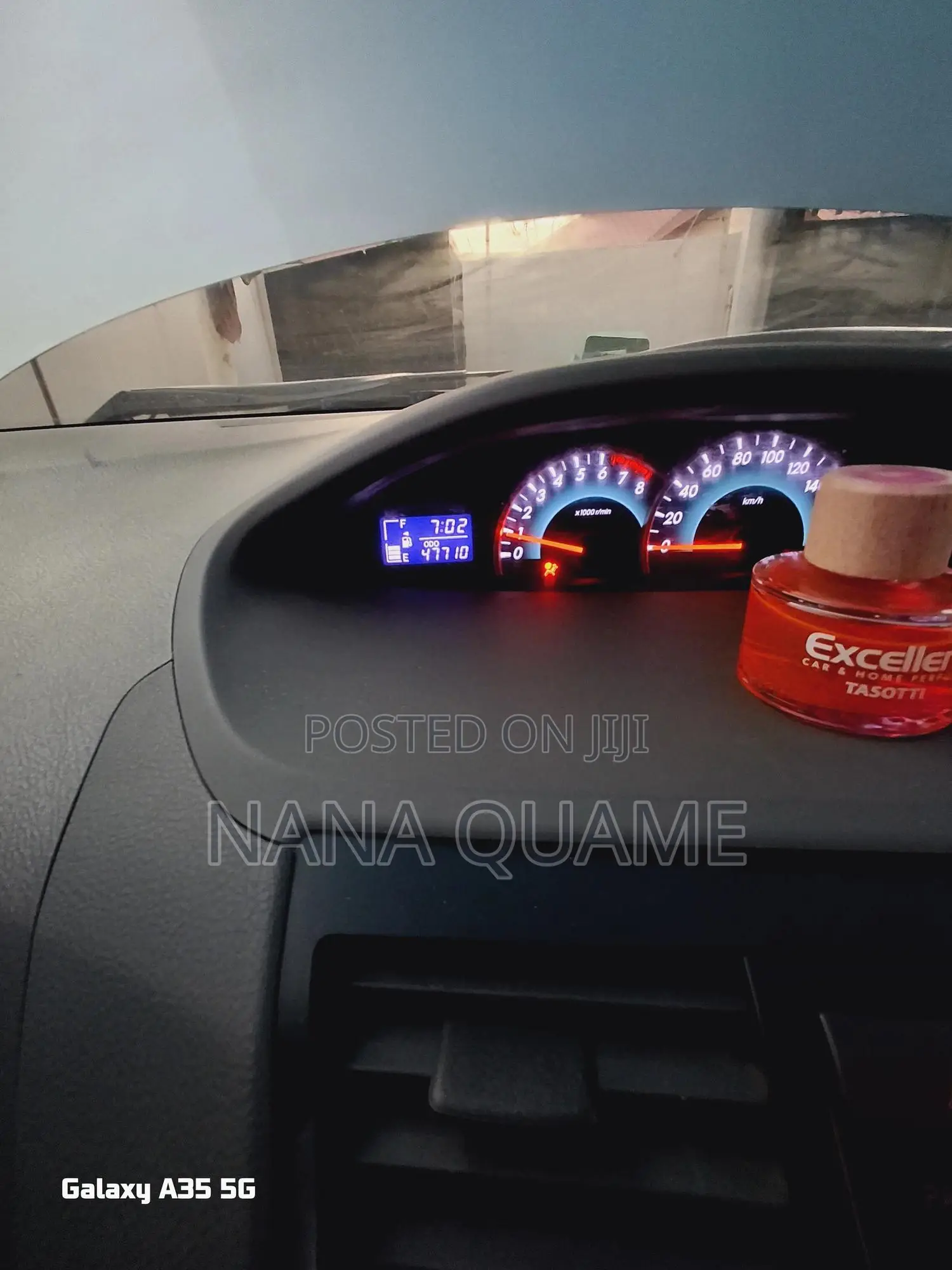 Toyota Belta 2010 Gray