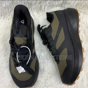 Reebok Runner Trainers Black Army