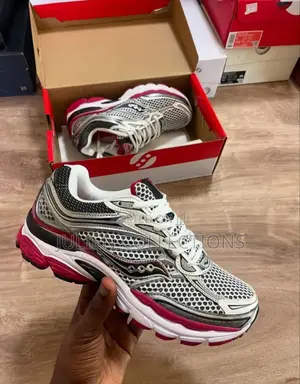 Saucony Omni 9 Red Silver and Black
