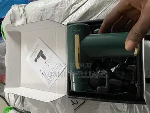 Long-lasting Deep Tissue Massage Gun With 4 Different Heads