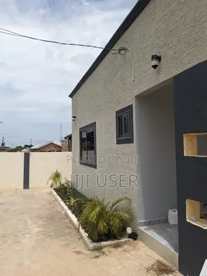 3bdrm House in Oyarifa for sale