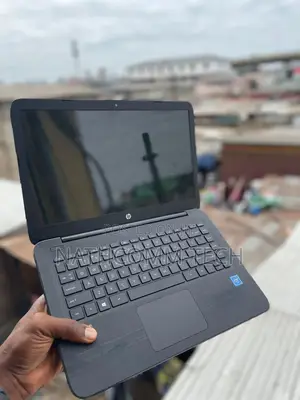 Laptop HP Stream 14-Cb110nr 4GB Intel Celeron eMMC 60GB