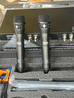 Shure Hy-5000 Dual Professional Wireless Microphone System