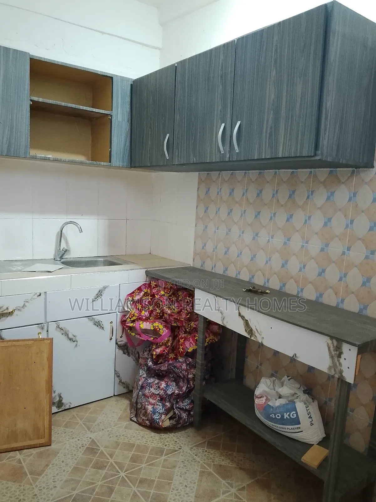 1bdrm Apartment in Community 18 Area, Spintex for rent