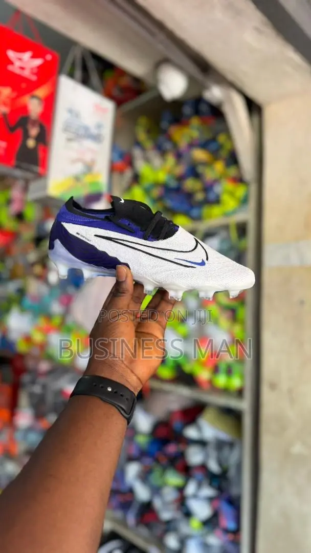 Nike Phantom