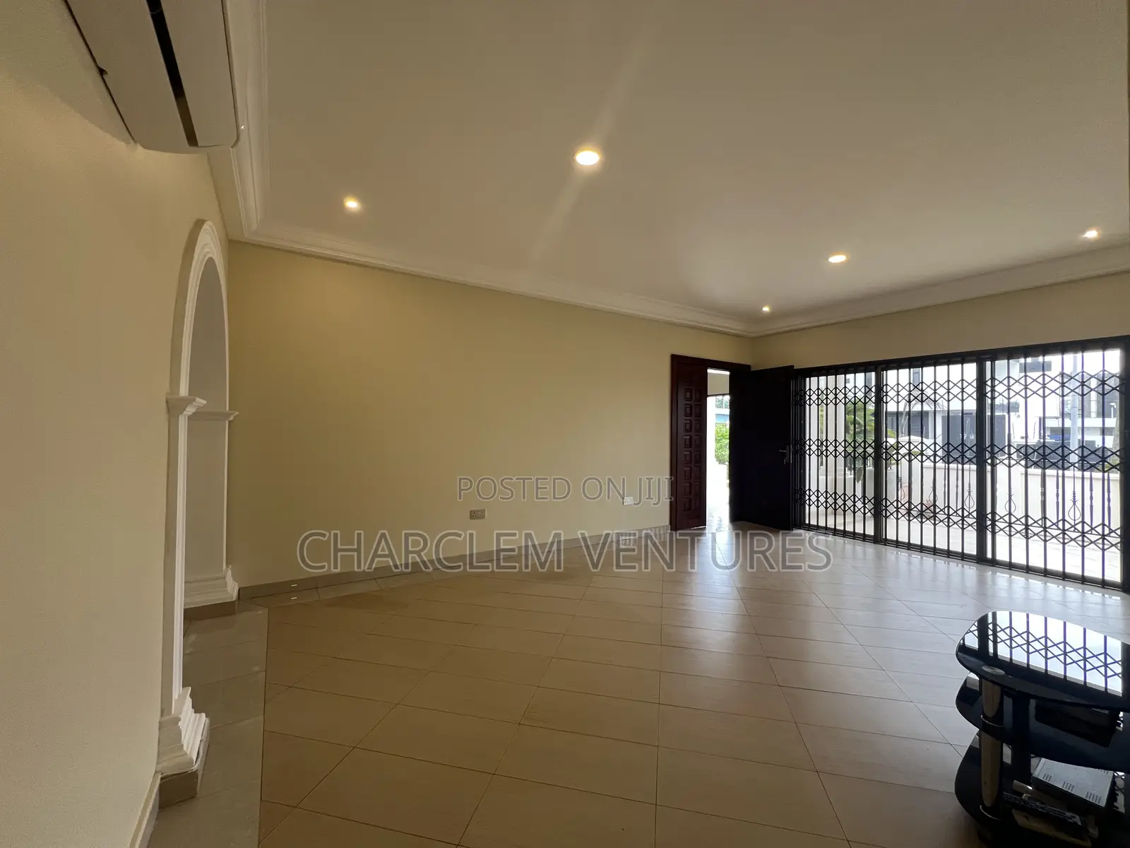 3bdrm Apartment in Charclem Ventures, A&C Mall Area for rent