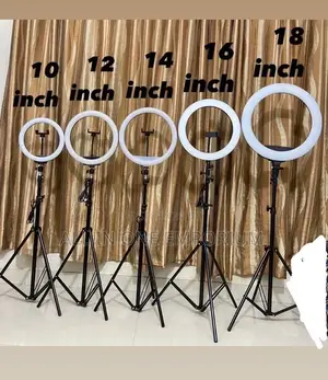 Tripod Rings Light
