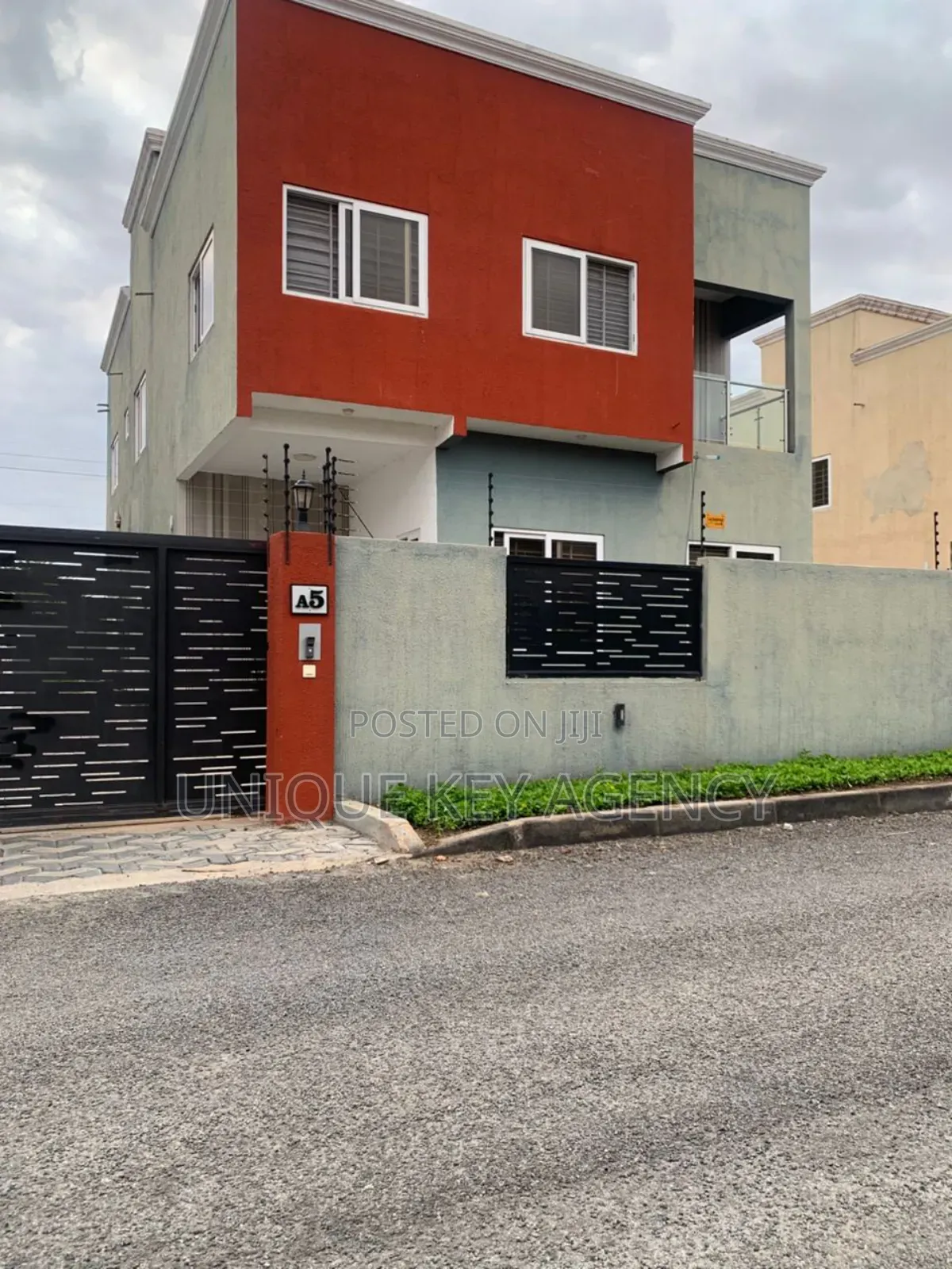 3bdrm House in Unique Key Agency, Spintex for rent