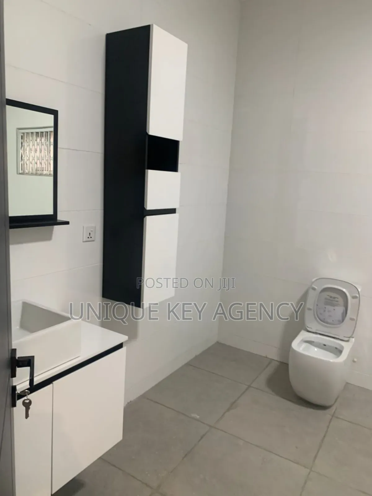 3bdrm House in Unique Key Agency, Spintex for rent
