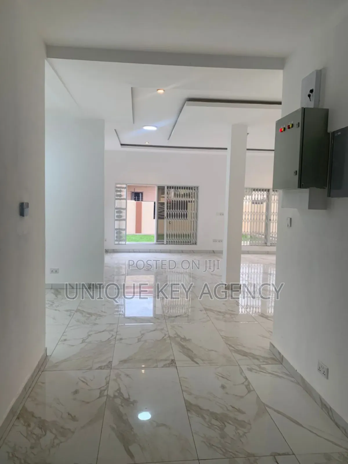 3bdrm House in Unique Key Agency, Spintex for rent