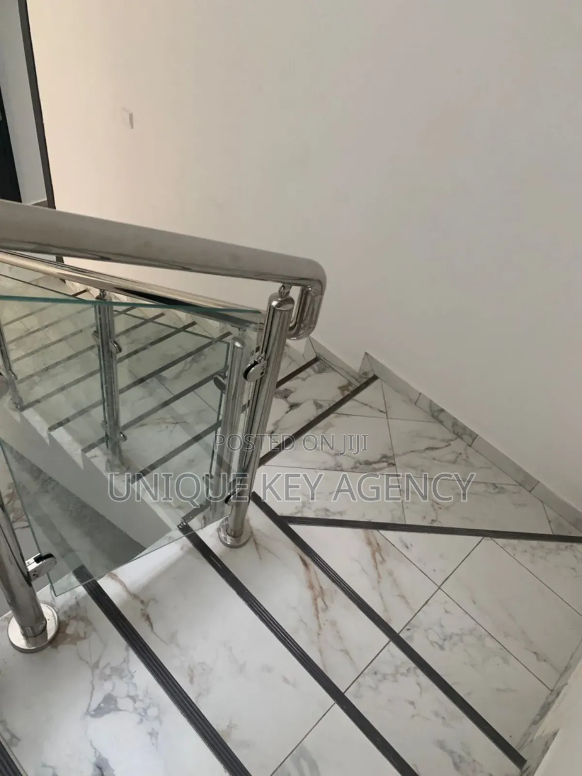 3bdrm House in Unique Key Agency, Spintex for rent