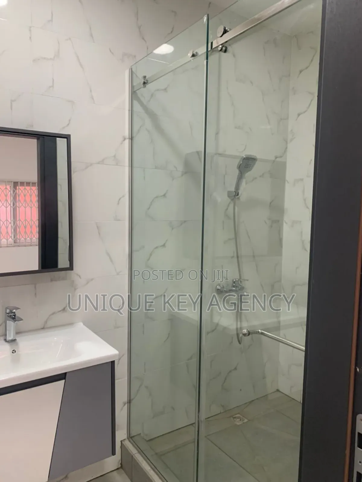 3bdrm House in Unique Key Agency, Spintex for rent