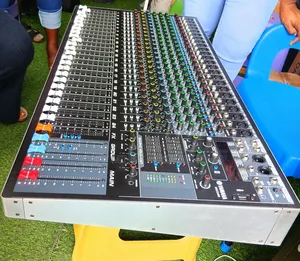 Yamaha SMX 2400 Professional Mixing Console