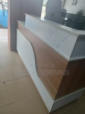 Runcated Mina Reception Desk
