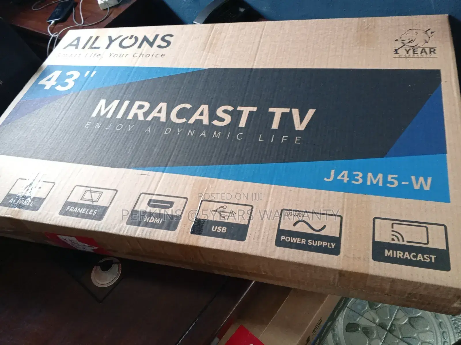Fresh in Box 43inches Ailyons Miracast Screen Mirror Television