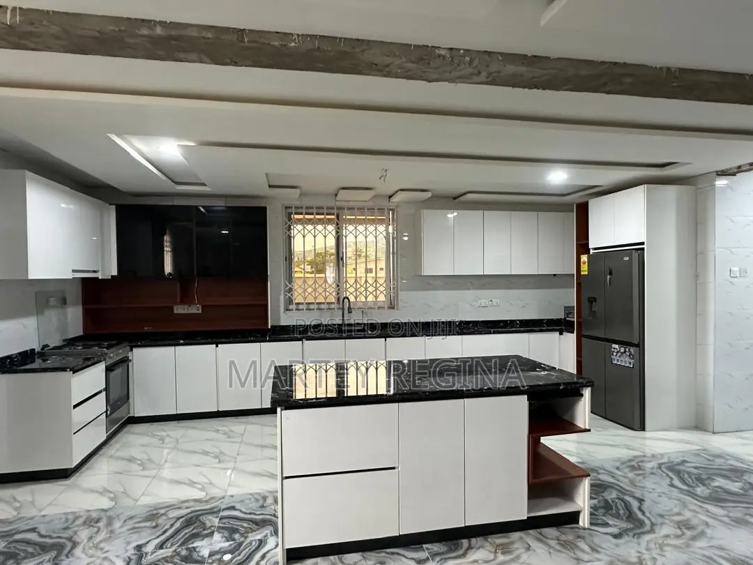 Excellent Kitchen Cabinets